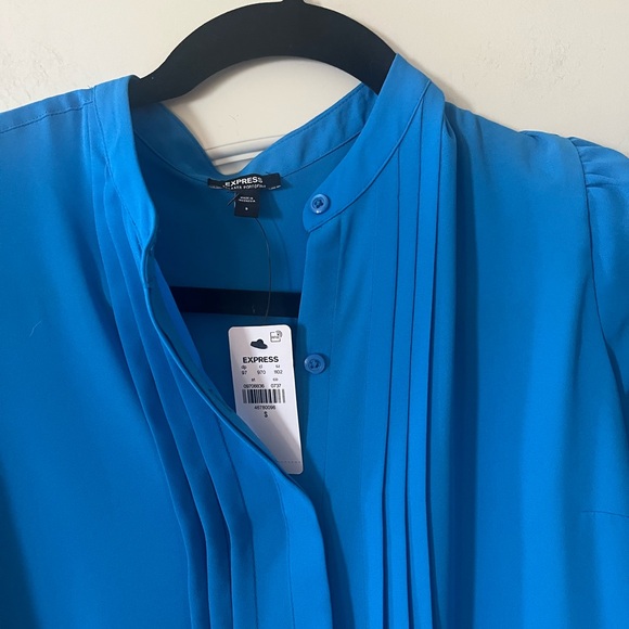 New! Express Bright Blue Pleated Polyester Blouse Long Sleeve Women’s size S - Picture 9 of 13